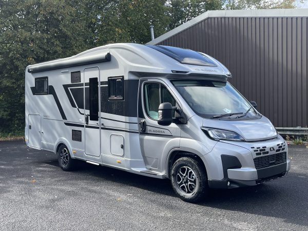 Adria Coral Supreme 670 DC (069)